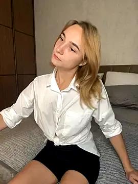 SugarDanger from StripChat is Freechat