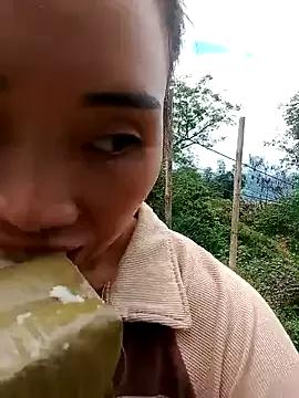 sulove_xx from StripChat is Freechat