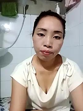 sulove_xx from StripChat is Freechat