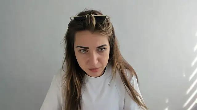 Summmmersky from StripChat