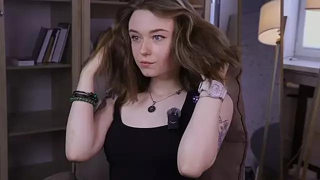 SweeeetDreams from StripChat is Freechat
