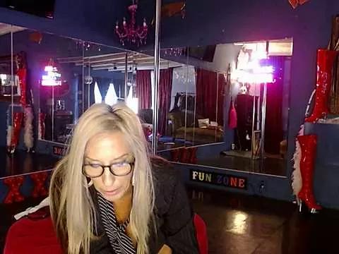 Try the thrill of flirt babes with our cam hosts, featuring unclothed wildness while getting naked and playing with their favored sex toys.