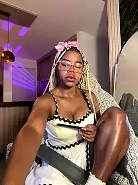 Sweet-Jade from StripChat is Freechat