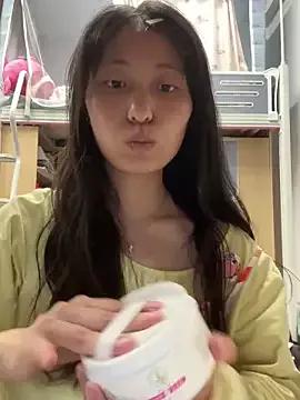 sweet-sunday from StripChat is Freechat