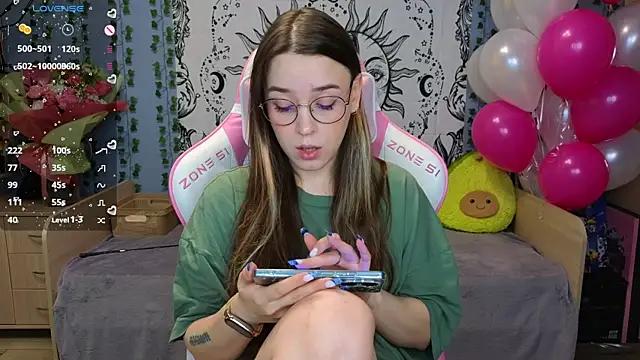 Sweet_frosti from StripChat