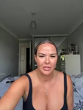 Sweetbutnotinnocent from StripChat is Freechat