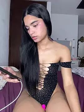 SweetCarlyyy from StripChat is Freechat