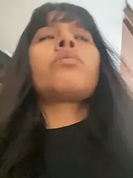 SweetieMariana from StripChat is Freechat