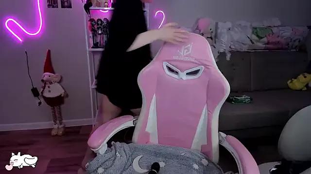 Try the thrill of flirt babes with our cam hosts, featuring unclothed wildness while getting naked and playing with their favored sex toys.