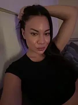 SweetMeiiii from StripChat is Freechat