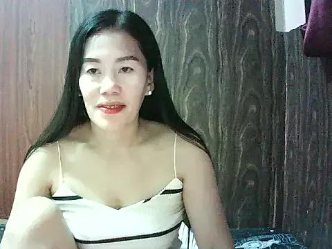 Sweetpinay from StripChat is Freechat