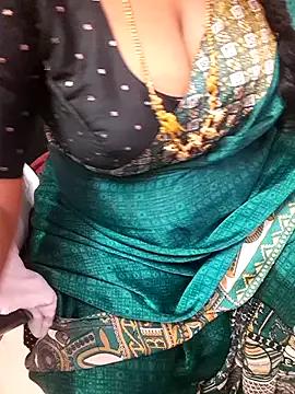 Tamil_Ammani from StripChat is Freechat