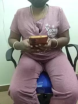 Tamil_roja69 from StripChat is Freechat