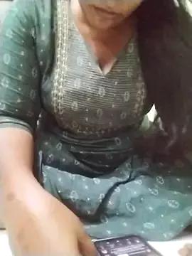 TamilDivya75 from StripChat is Freechat