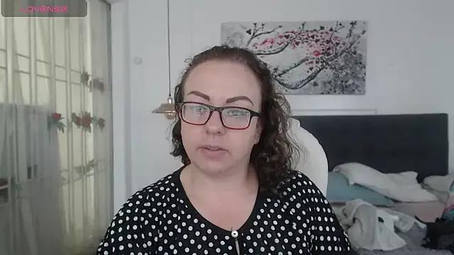 Tania_Goddess_ from StripChat is Freechat
