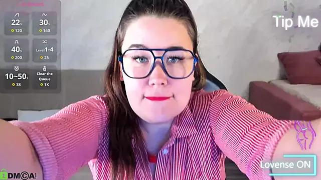 Tara_Torres from StripChat is Freechat