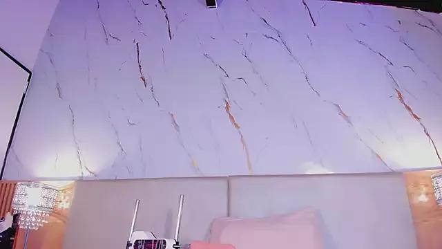 Tatiaana_Millerr from StripChat is Freechat