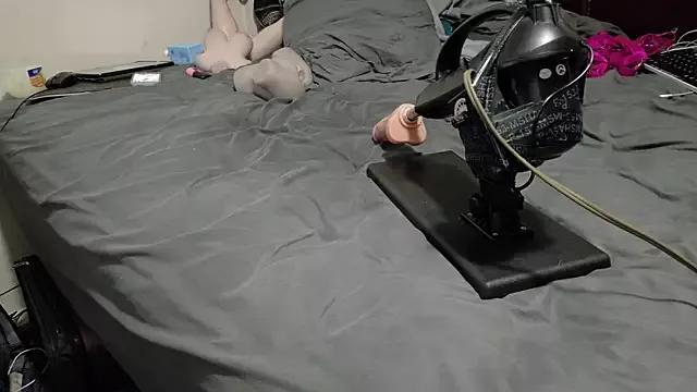 tattoofly563 from StripChat is Freechat