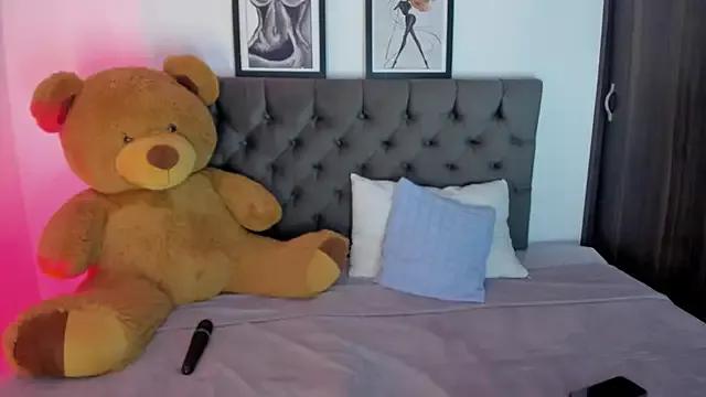 taylor-sexyy from StripChat is Freechat