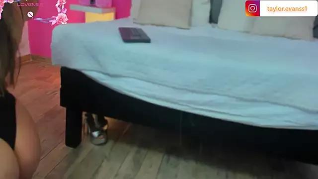 Try the thrill of flirt babes with our cam hosts, featuring unclothed wildness while getting naked and playing with their favored sex toys.