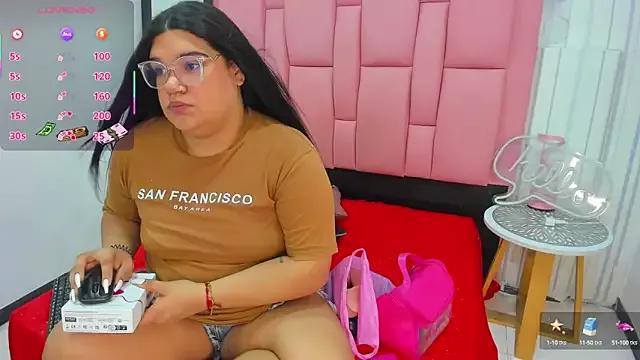 taylorevansss from StripChat is Freechat