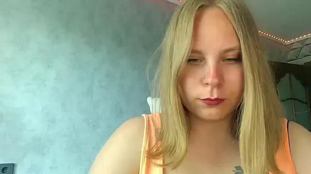 Thalia__Star from StripChat is Freechat