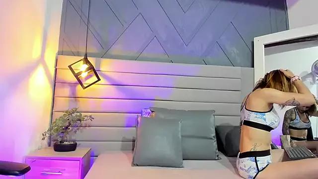 Thania_hott from StripChat is Freechat