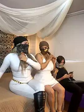 Photos of TheHarem from StripChat is Freechat