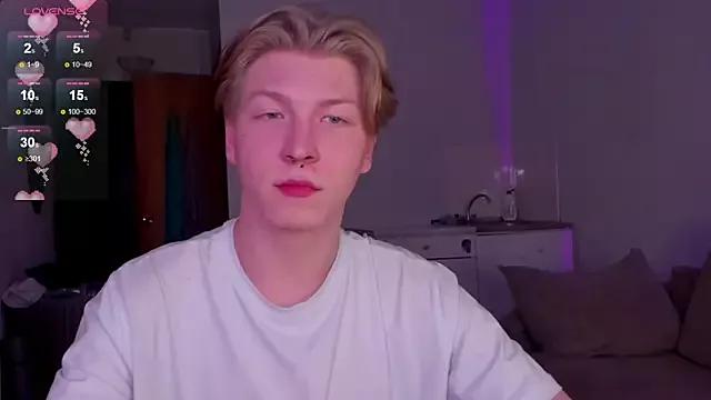 TheMikeSever from StripChat is Freechat