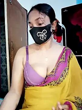 Tina_-Sen from StripChat is Freechat