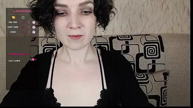 TinaWince from StripChat is Freechat