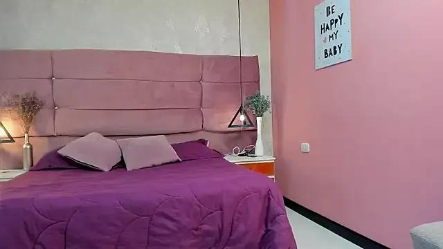 Tinylovefg from StripChat is Freechat