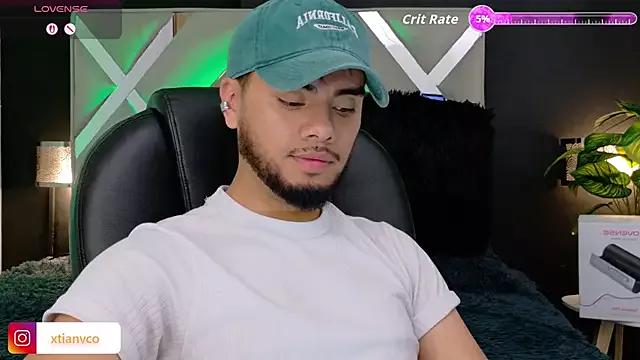 Tommidubois from StripChat is Freechat