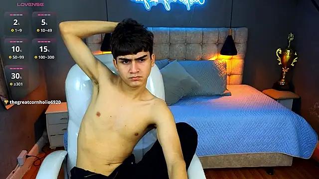 Tommy18__ from StripChat