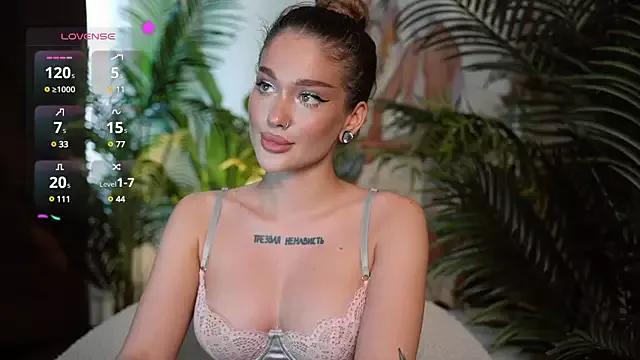 ToxicRoxyX from StripChat is Freechat
