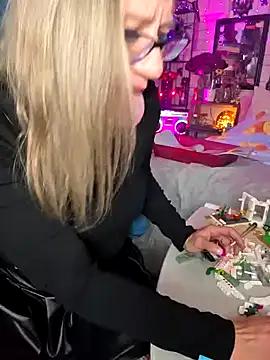 Try the thrill of flirt babes with our cam hosts, featuring unclothed wildness while getting naked and playing with their favored sex toys.