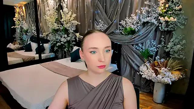 TrueReincarnation from StripChat is Freechat