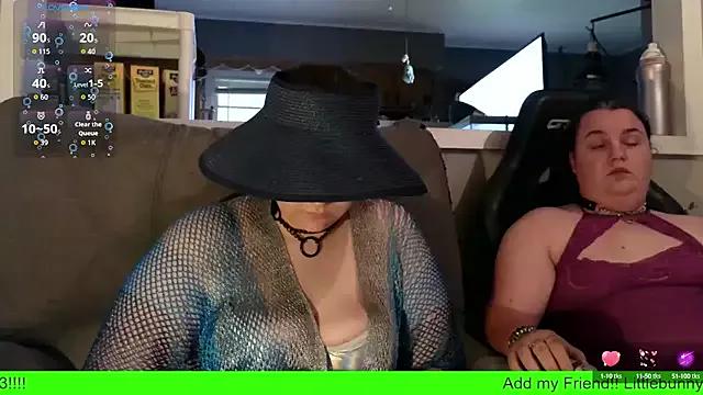 Try the thrill of flirt babes with our cam hosts, featuring unclothed wildness while getting naked and playing with their favored sex toys.