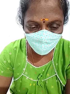 umashreetamil from StripChat is Freechat