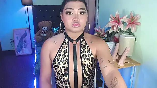 Unique_Maya from StripChat is Freechat