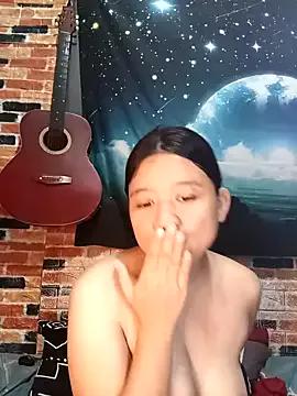 Urchanel from StripChat is Freechat