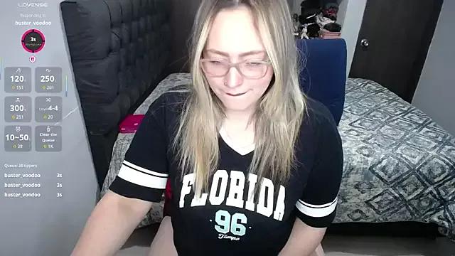 Try the thrill of flirt babes with our cam hosts, featuring unclothed wildness while getting naked and playing with their favored sex toys.