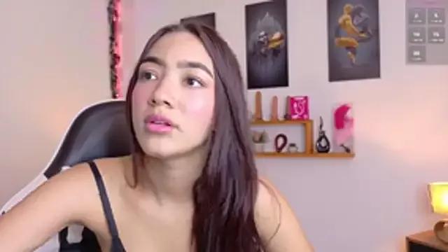 valeria_aragon1107 from StripChat is Freechat
