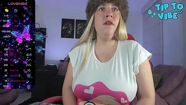 Try the thrill of flirt babes with our cam hosts, featuring unclothed wildness while getting naked and playing with their favored sex toys.