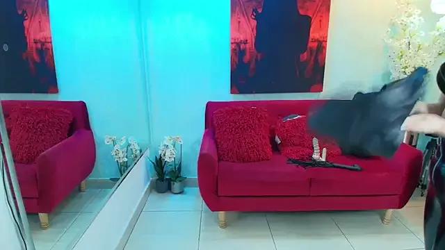Valery_mansonn from StripChat is Freechat