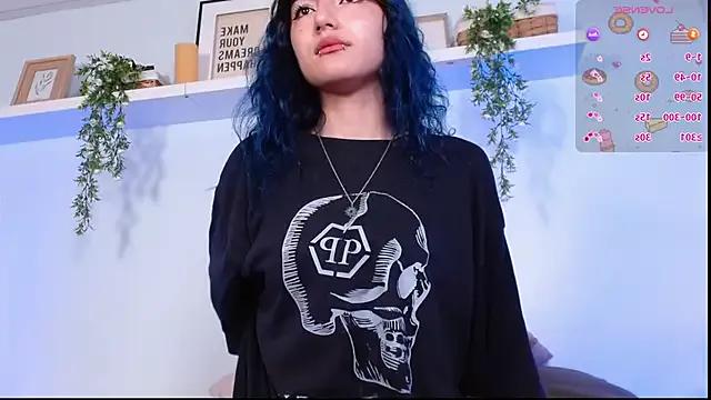 Try the thrill of flirt babes with our cam hosts, featuring unclothed wildness while getting naked and playing with their favored sex toys.