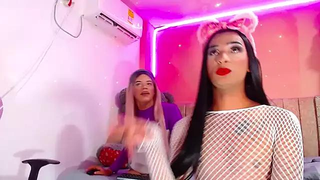 Try the thrill of flirt babes with our cam hosts, featuring unclothed wildness while getting naked and playing with their favored sex toys.