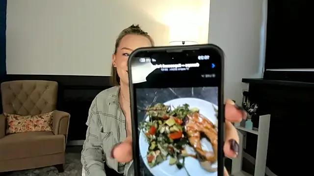 VanitaOkamoto from StripChat is Freechat