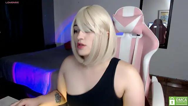 Try the thrill of flirt babes with our cam hosts, featuring unclothed wildness while getting naked and playing with their favored sex toys.