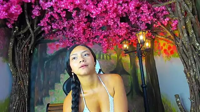 VenusBlazer from StripChat is Freechat